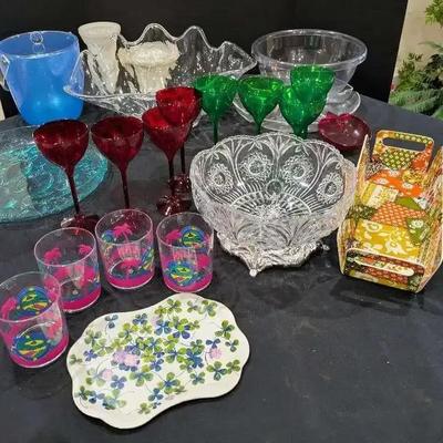 Vintage Glassware & Plastic Entertaining Pieces Featuring Goblets & Clam Shell Dish