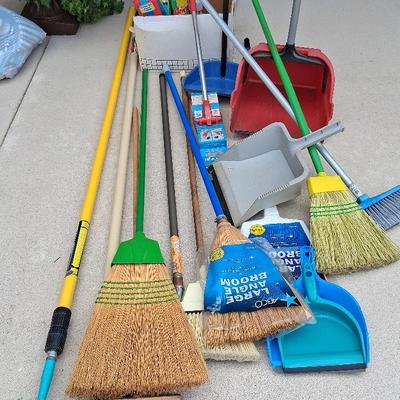 Brooms, Mops & Cleaning Supplies