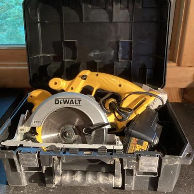 DeWalt Cordless Circular Saw