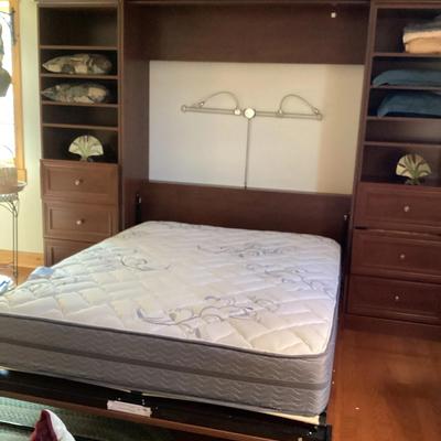 Murphy Bed 