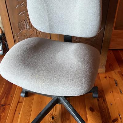 Adjustable Desk Chair