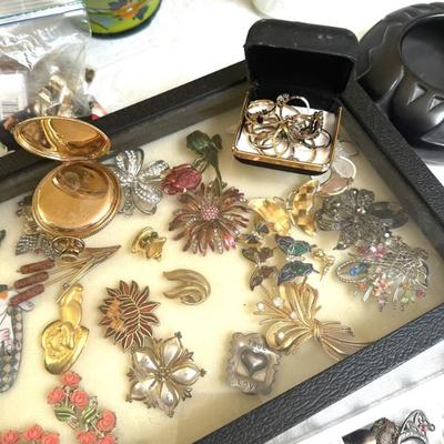 Sale Photo Thumbnail #36