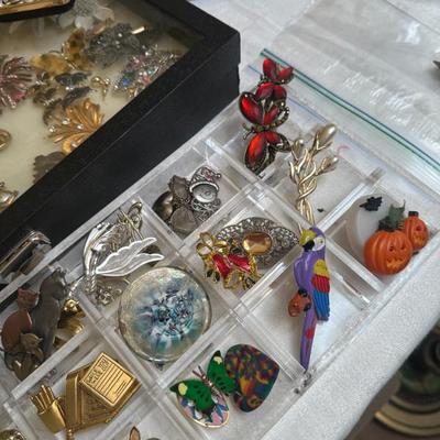 Sale Photo Thumbnail #233
