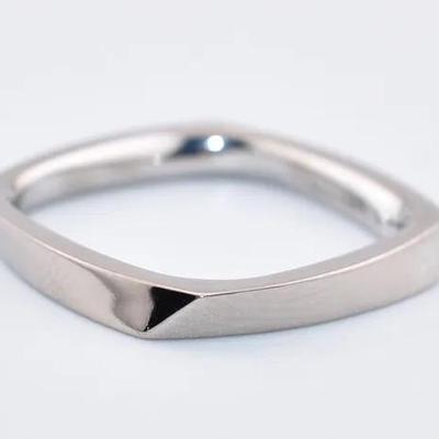 Tiffany & Co, Frank Gehry - 18k White Gold Torque Square Ring