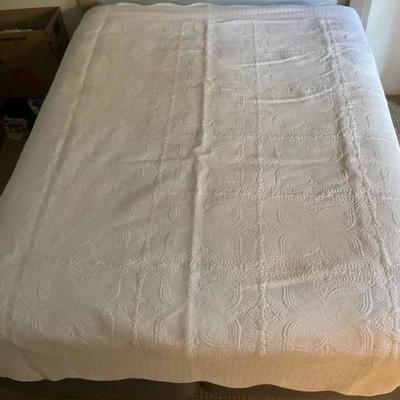 Queen Quilted Coverlet 