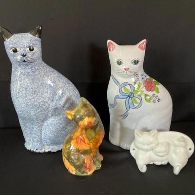 Porcelain Cats 