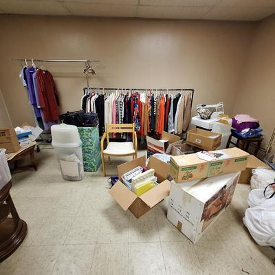 Estate sale photo