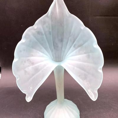 Vintage Jack In The Pulpit Ribbed Frosted Glass Vase