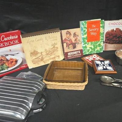 Ct710 kitchen ware and vintage cookbooks