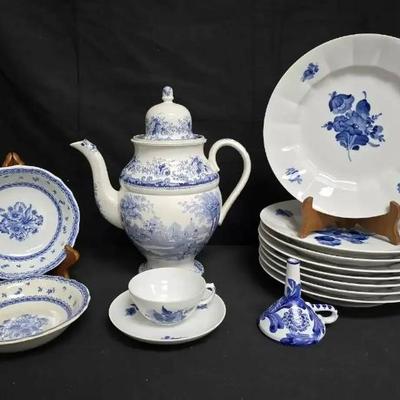 St105v royal copenhagen plates and more