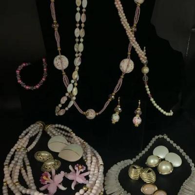 Ct623 pretty in pink costume jewelry