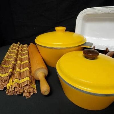 Ct628 vintage cast aluminum pots and more
