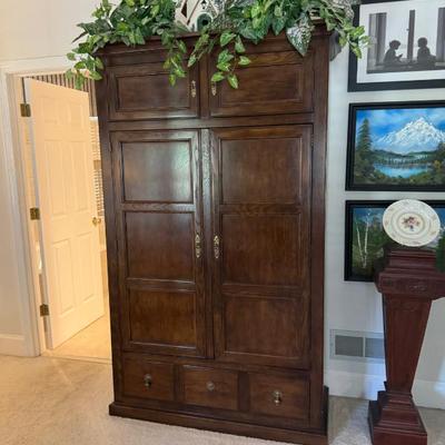 HENREDON ARMOIRE