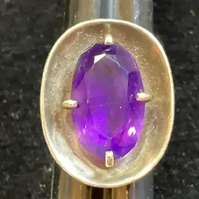 Los castillo sterling amethyst ring