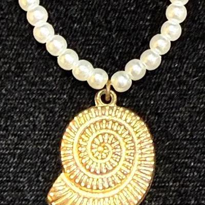 Nautilus shell pendant necklace