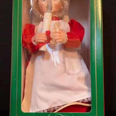 Animated Mrs. Santa Claus Figure