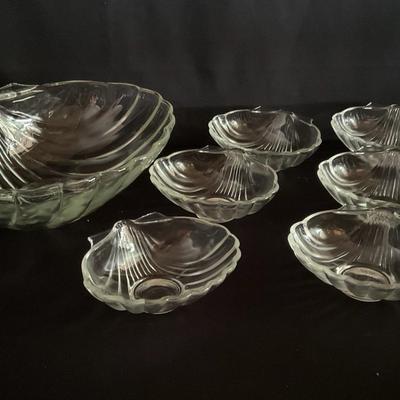 Vintage Glass Scallop Shaped Bowls