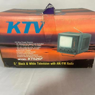 Vintage KTV 5” B&W Television w/ AM/FM Radio Model KT526F 