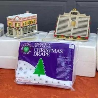 Packers Village Pieces - Lot 2 
