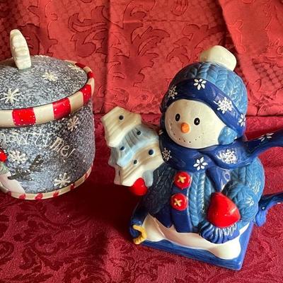 Cookie Jar +  Teapot - Lot 3