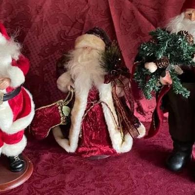 Old World Santas 