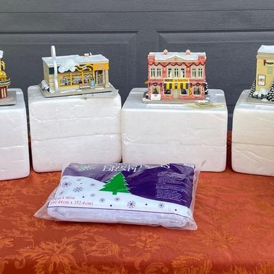 Packers Village Pieces - Lot 1 