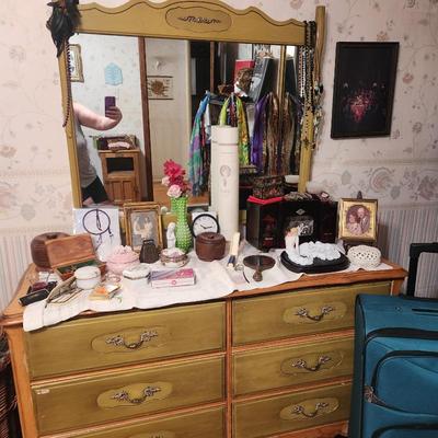 Sale Photo Thumbnail #34
