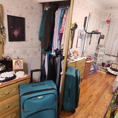 Sale Photo Thumbnail #35