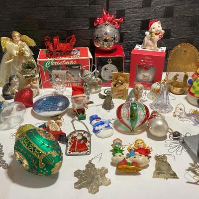 Mostly Vintage Christmas Ornaments 