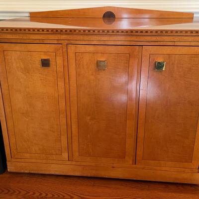 Hickory White Genesis Buffet On Wheels