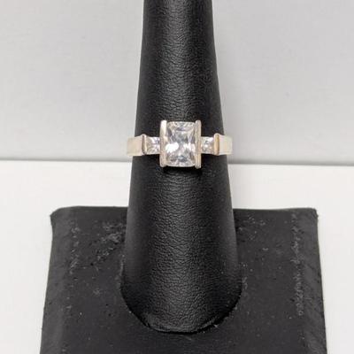 Sale Photo Thumbnail #403