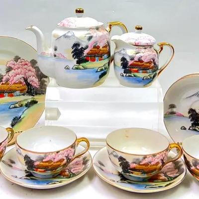 Vintage Japanese Hand-Painted Porcelain Ware!