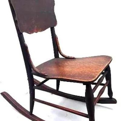 Antique Oak Rocking Chair 