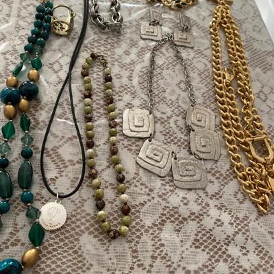 Sale Photo Thumbnail #81
