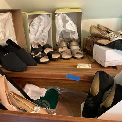 Sale Photo Thumbnail #153