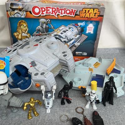 Star Wars - Milenuim Falcon And More