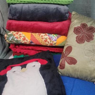 Blankets And Throws