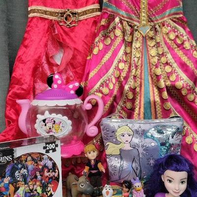 Disney Princesses And Villains 