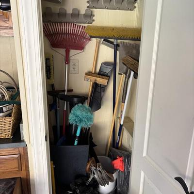 Sale Photo Thumbnail #154