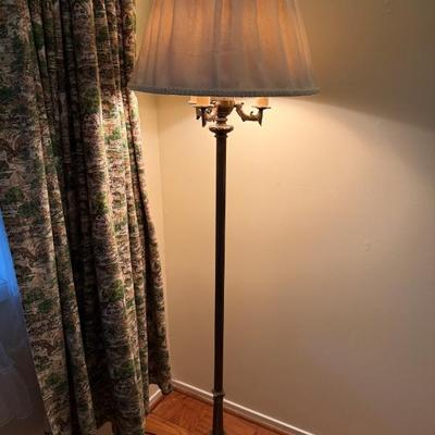 Sale Photo Thumbnail #333