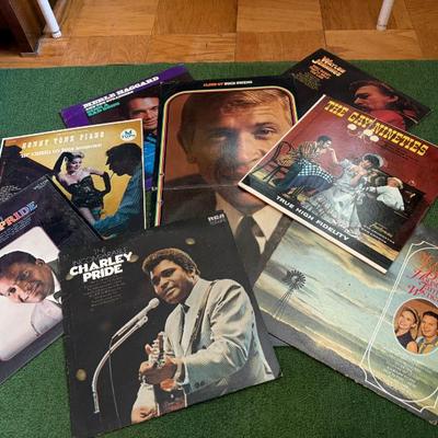 Sale Photo Thumbnail #150