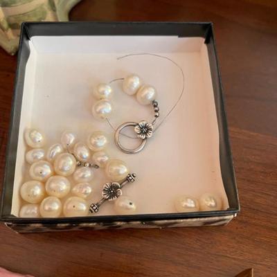 Sale Photo Thumbnail #268