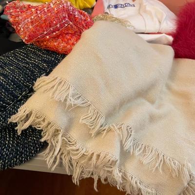 Sale Photo Thumbnail #278