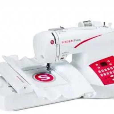 Singer Futura SES 2000 Sewing & Embroidery Machine (New in Box)
