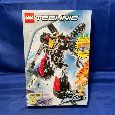 Lego Technic Building Toy 8520 (New in Box)