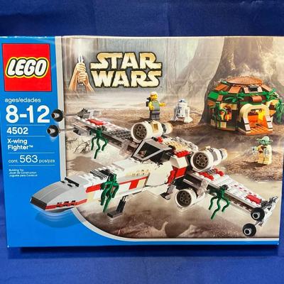 Lego Star Wars X-Wing Fighter 4502 (New in Box)