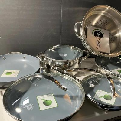 New Green Pans With Lids And Steamer Insert 