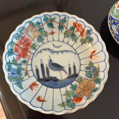 Sale Photo Thumbnail #171: Antique Imari trinket dish. 1840. 