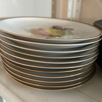Sale Photo Thumbnail #215: Set of 11 Rosenthal German fruit or desert plates. 