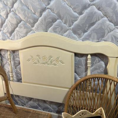 Sale Photo Thumbnail #243